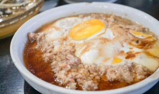 肉饼蒸蛋的家庭制作方法 蒸肉蛋饼的家常做法