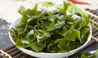 海带豆腐鲫鱼汤怎么做（海带豆腐鲫鱼汤怎么做好吃）