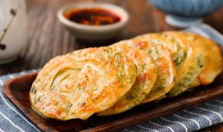 芽菜葱花饼怎么做（芽菜葱花饼怎么做好吃）