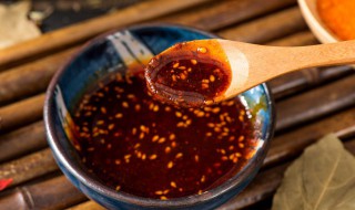 三炸辣椒油怎么做（三炸辣椒油的方法）