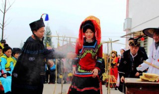 彝族有什么风俗 彝族有什么风俗禁忌