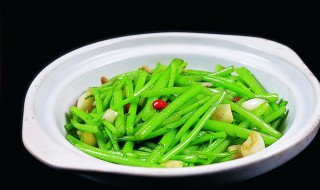 生焗茼蒿怎么做 生腌茼蒿的做法