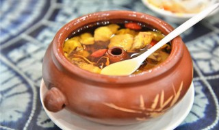 汽锅松茸虫草花炖土鸡怎么做（松茸虫草花炖鸡的做法）