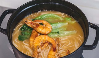 鲜虾拉面怎么做（鲜虾拉面图片）