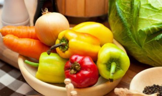 块炒五彩怎么做 五彩小炒图片