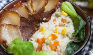 西兰花萝卜腊肉饭怎么做（西兰花萝卜腊肉饭怎么做好吃）