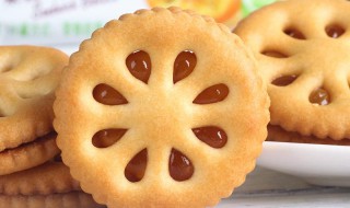 果酱夹心小饼干怎么做 果酱小饼干的做法