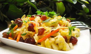 葡萄干沙拉怎么做 葡萄水果沙拉怎么做