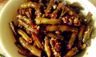 梅菜肉酱焖红豆角怎么做 梅豆角炒肉的做法窍门