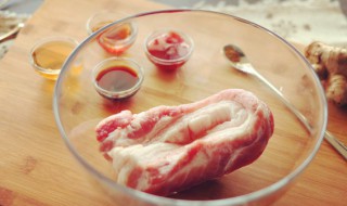 梅干菜煎五花肉怎么做（梅干菜煎五花肉怎么做好吃）