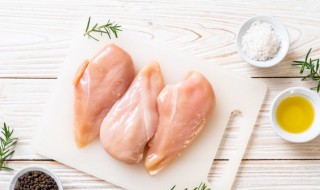 芥兰鸡肉碎怎么做（鸡腿芥兰做法）