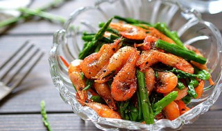 芦笋花炒小河虾 芦笋炒河虾的做法