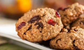 简单的桃酥的做法(怎样做桃酥)