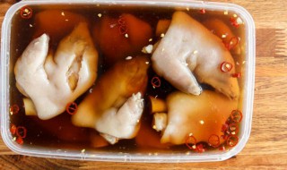 猪脚蛋糕的做法（猪脚蛋糕的做法和配料）