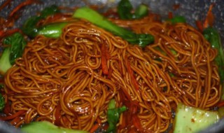 蔬菜酱油炒面(蔬菜酱油炒面条的做法)