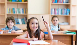 任去掉单人旁读什么（任去除单人旁）