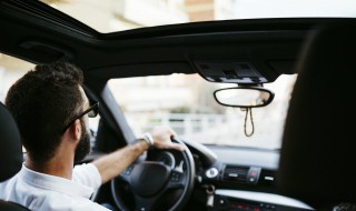 私家车怎么申请滴滴打车（私家车申请滴滴打车车年超过了8年,怎么办）