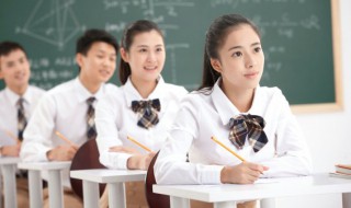 济南的冬天写了哪些景物（济南的冬天写了哪些景物各有什么特点）