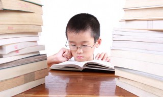 树头新绿未成荫的意思是啥 树头新绿未成荫的意思是啥呢