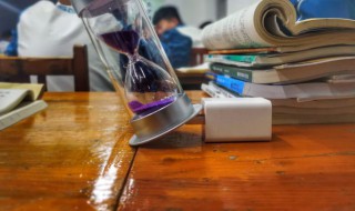 金石可镂的意思是什么（金石可镂的词意）