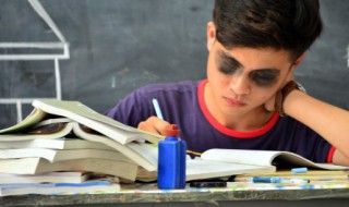 过关斩将的意思是什么 过关斩将 的意思