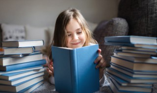 夹岸桃花蘸水开意思 夹岸桃花蘸水开写的是哪里的桃花