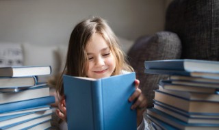 山行中的斜读什么音什么意思 山行中的斜的读音