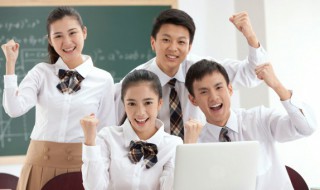 夜宿山诗古诗的意思（夜宿山寺的意思）