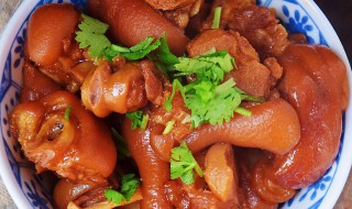 怎么卤猪蹄才好吃 怎么卤猪蹄好吃又简单窍门