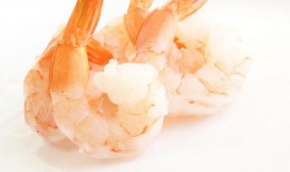 菠萝与虾能吃吗（虾和菠萝可以吃吗）