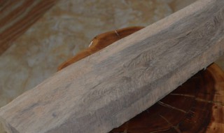 沉香好还是檀香好（供佛沉香好还是檀香好）