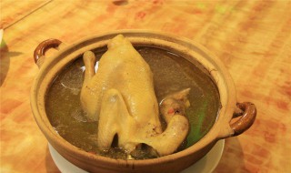 月子中产妇能吃什么（月子中产妇能吃什么零食）