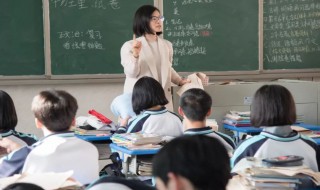 为什么准线和焦点轴垂直 焦点半径与准线的关系