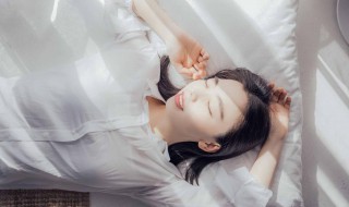 女人梦见猫是什么预兆 女人梦见很多猫是什么预兆