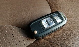 森雅r7原装钥匙是几把 森雅r7钥匙孔在哪里