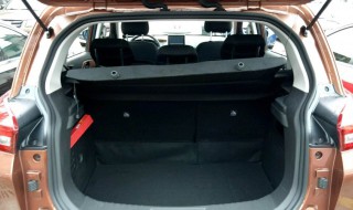 北汽绅宝x35后备箱怎么铺平（北汽绅宝x35后备箱铺平适合的床）