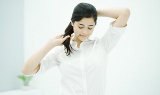 长款衬衣配什么裤子 长款衬衣配什么裤子图片