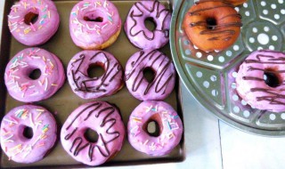 甜甜圈怎么做（甜甜圈怎么做?）