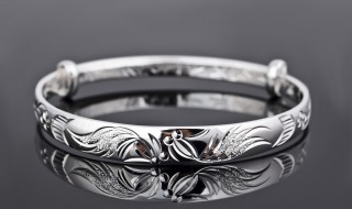 银镯子怎样才能洗干净 银镯子用什么清洗办法好