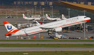 坐飞机能带多大的包 坐飞机能带多大的包图