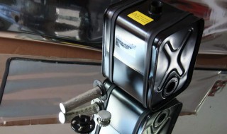 油箱左边怎么进加油站 油箱在左侧怎么进加油站