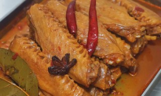 鸭翅简单家庭做法（鸭翅简单家庭做法窍门）