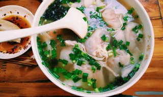 馄饨汤最简单做法 馄饨汤的简单做法