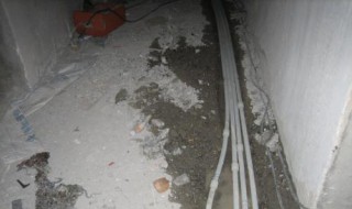 墙皮返碱鼓包脱落鼓包怎么解决 墙皮返碱脱落怎么办