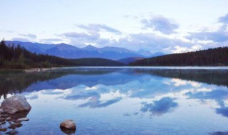 怎么求水面下降的多少㎝（水面比降怎么算）