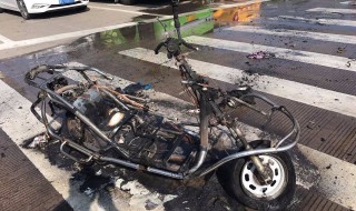 电车电瓶冒烟会爆炸吗 电瓶车冒烟了会不会爆炸