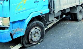 货车跑长途怎么防止爆胎 货车跑长途怎么防止爆胎呢