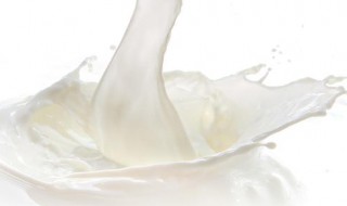 如何快速冷却牛奶（热牛奶怎么快速冷却）