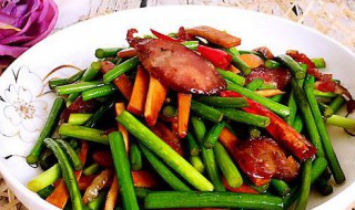 蒜苔炒猪头肉 蒜苔炒猪头肉什么意思