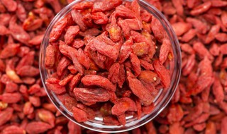 枸杞和什么一起泡酒好 枸杞子和什么泡酒好